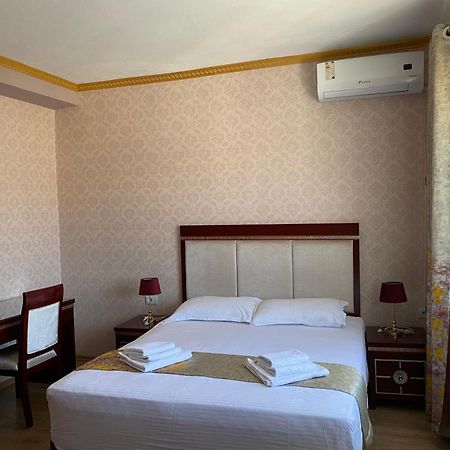 British Hotel פוגרדץ מראה חיצוני תמונה