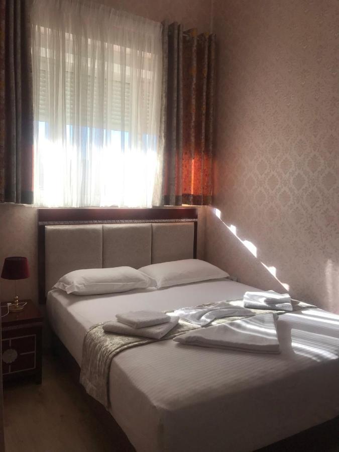 British Hotel פוגרדץ מראה חיצוני תמונה