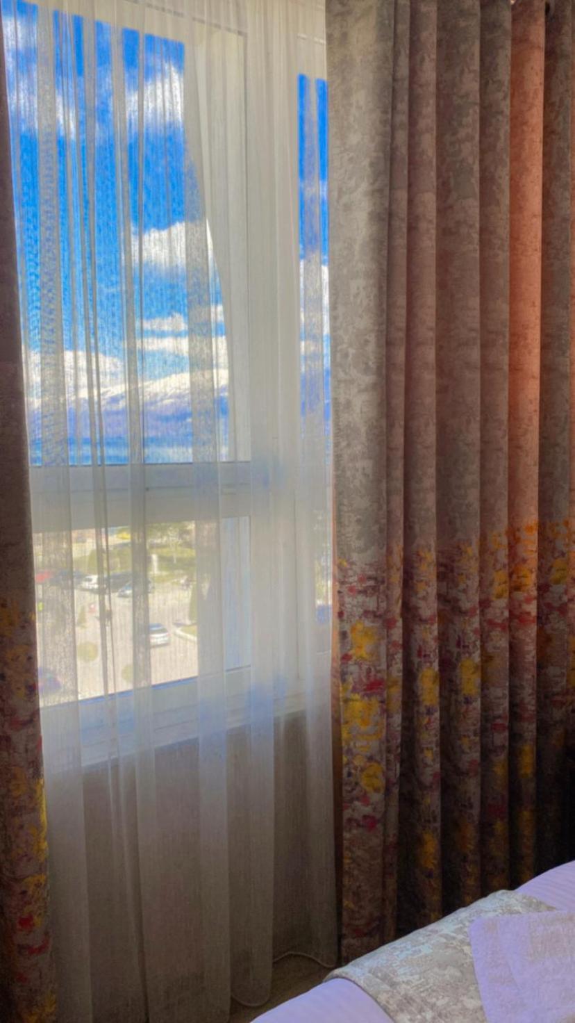 British Hotel פוגרדץ מראה חיצוני תמונה